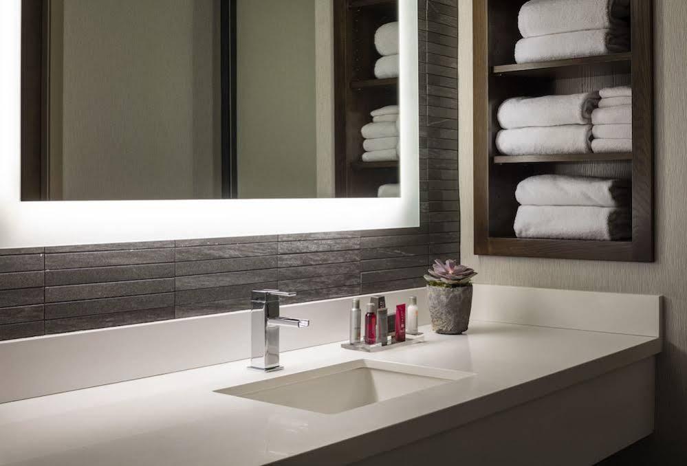 Boston Marriott Hotel 4*