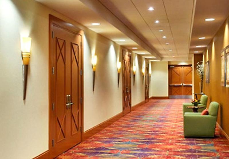 Boston Marriott Hotel 4*